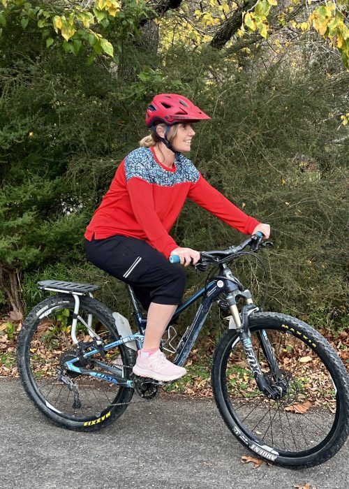 Move tee long sleeve. Move pant black on bike. LiveLifeMove clothing versatile movement clothing