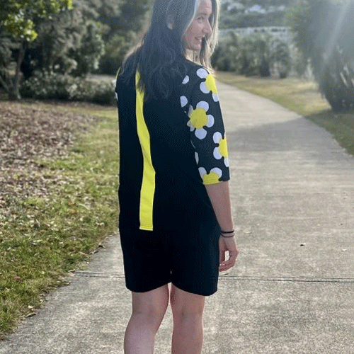 Live tee 3/4 sleeve outfits